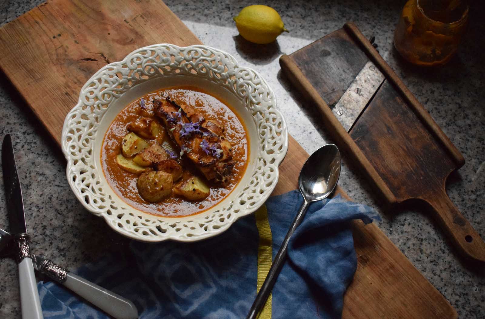 como-preparar-pollo-sobrante-al-curry-receta-aprovechamiento a base fotos jazminycanela encabezado